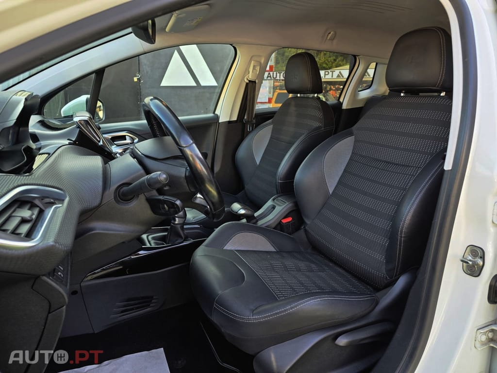 Peugeot 2008 1.6 BlueHDi Allure