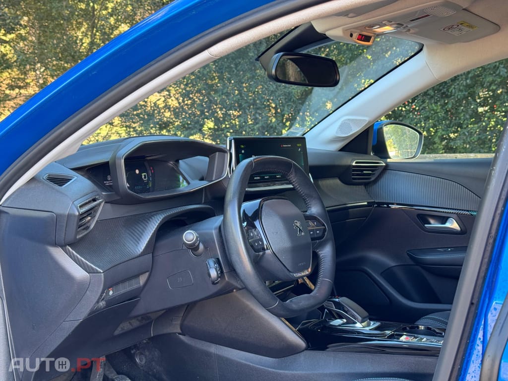 Peugeot E-208 50 kWh Allure