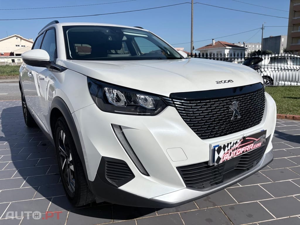 Peugeot 2008 1.2 PureTech Allure
