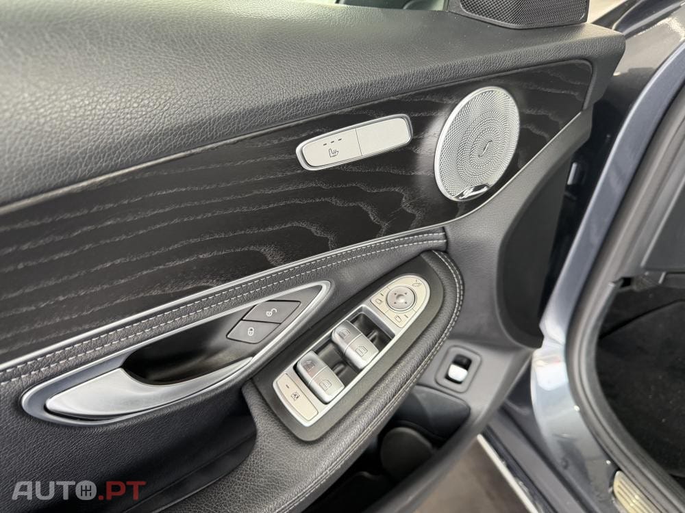 Mercedes-Benz C 350 e 7G-TRONIC AMG Line