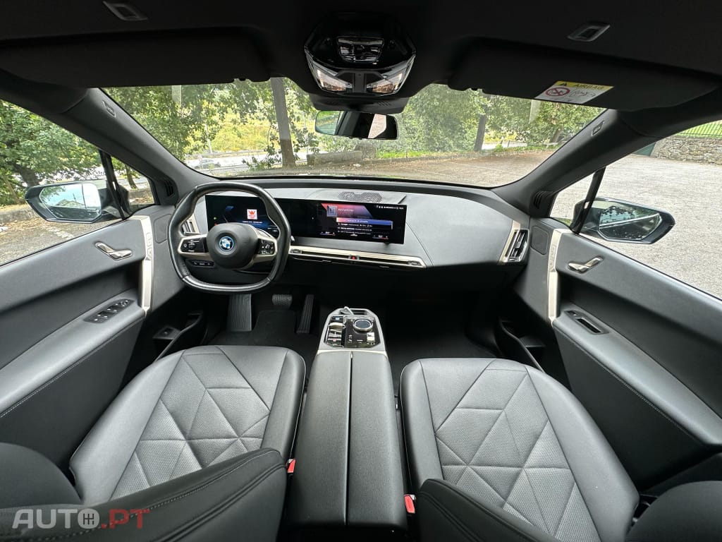 BMW iX xDrive 50