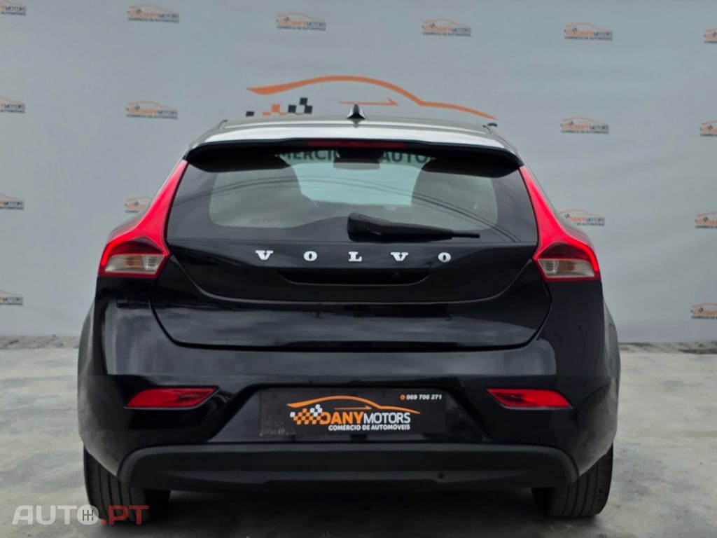 Volvo V40 1.6 D2 Momentum