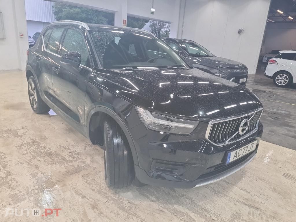 Volvo XC40 1.5 T5 PHEV Momentum Plus