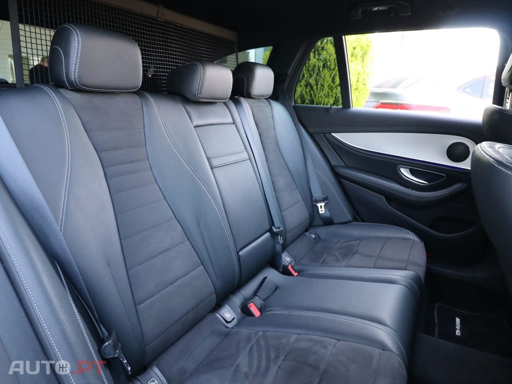 Mercedes-Benz E 300 Bluetec Hybrid Avantgarde