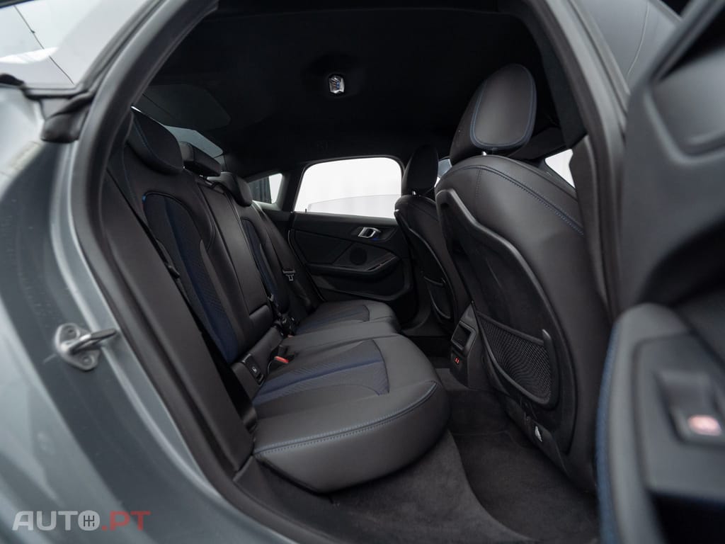 BMW 216 d Pack Desportivo M