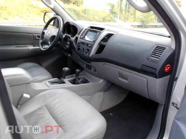 Toyota Hilux Traker 3.0D-4D OFF ROAD