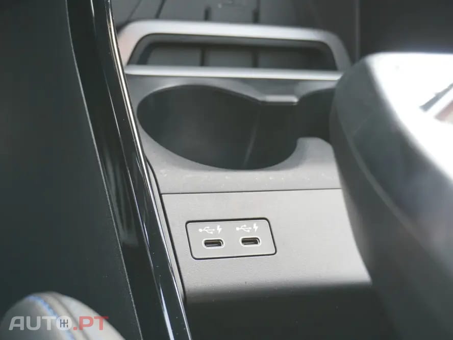 BMW 218 i Pack Desportivo M Auto