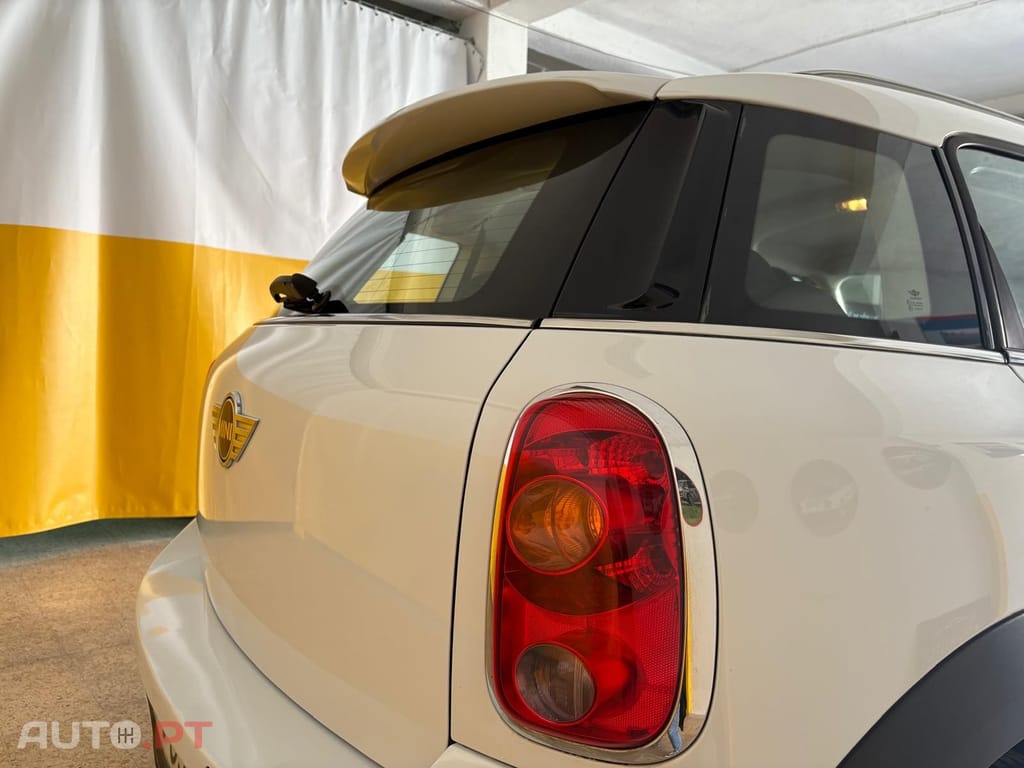 MINI Countryman One D