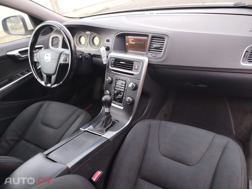 Volvo V60 1.6 D2 Drive Summum Start/Stop