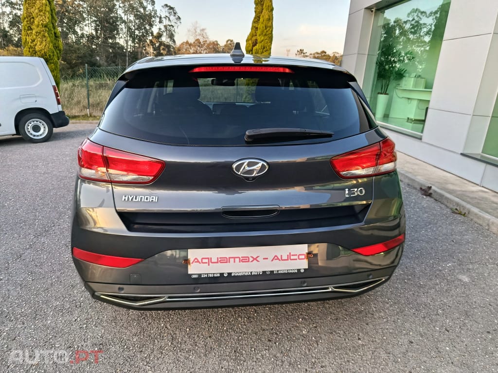 Hyundai i30 1.6 CRDI STyle Plus