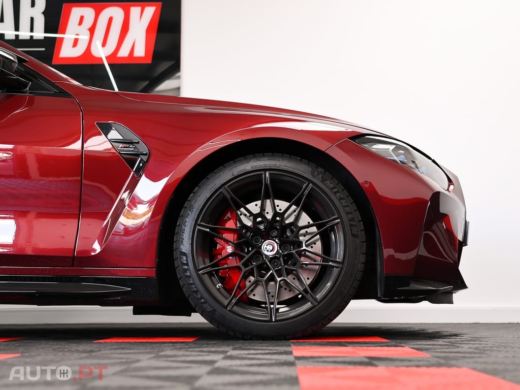 BMW M4 Competition Pack 50 anos M