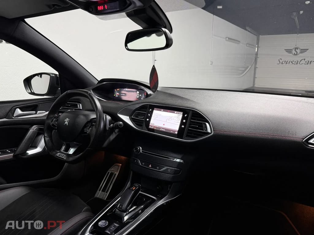 Peugeot 308 BlueHDi FAP 130 EAT8 Stop & Start GT