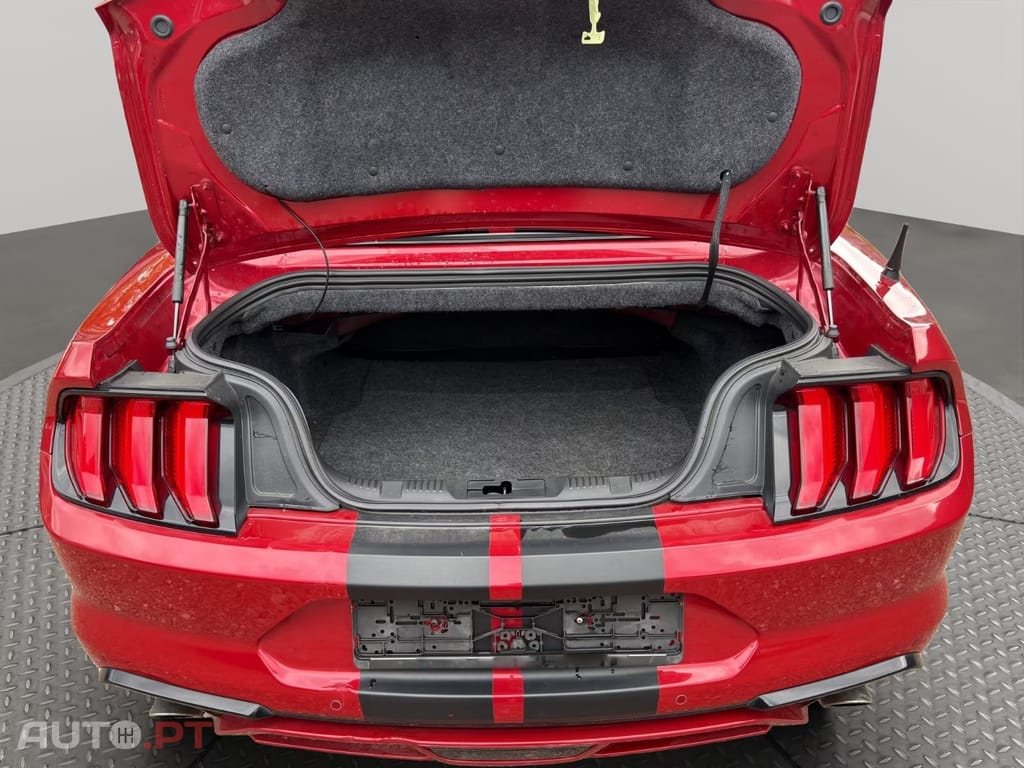 Ford Mustang 2.3i EcoBoost Aut.