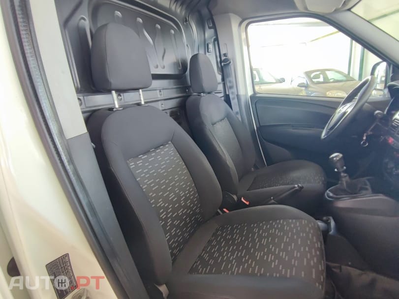Opel Combo 1.6 CDTi L1H1 Essentia