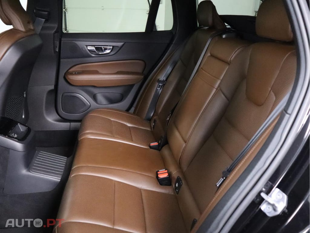 Volvo V60 2.0 T8 TE 390 Inscription Geartronic 4WD