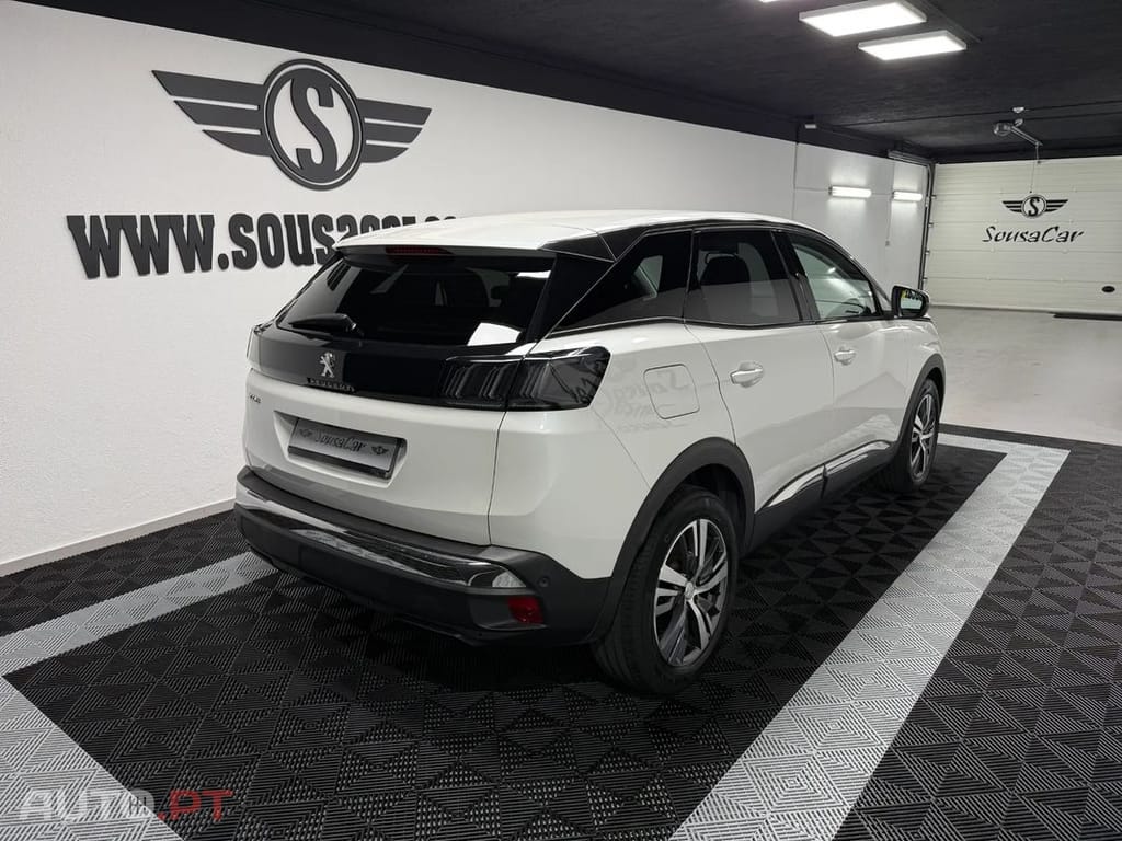 Peugeot 3008 PureTech 130 Stop & Start GPF Allure