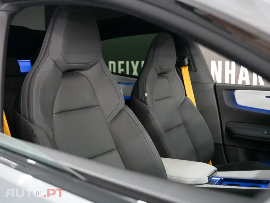 Polestar 4 Long Range 100 kWh Dual Motor Performance Prime