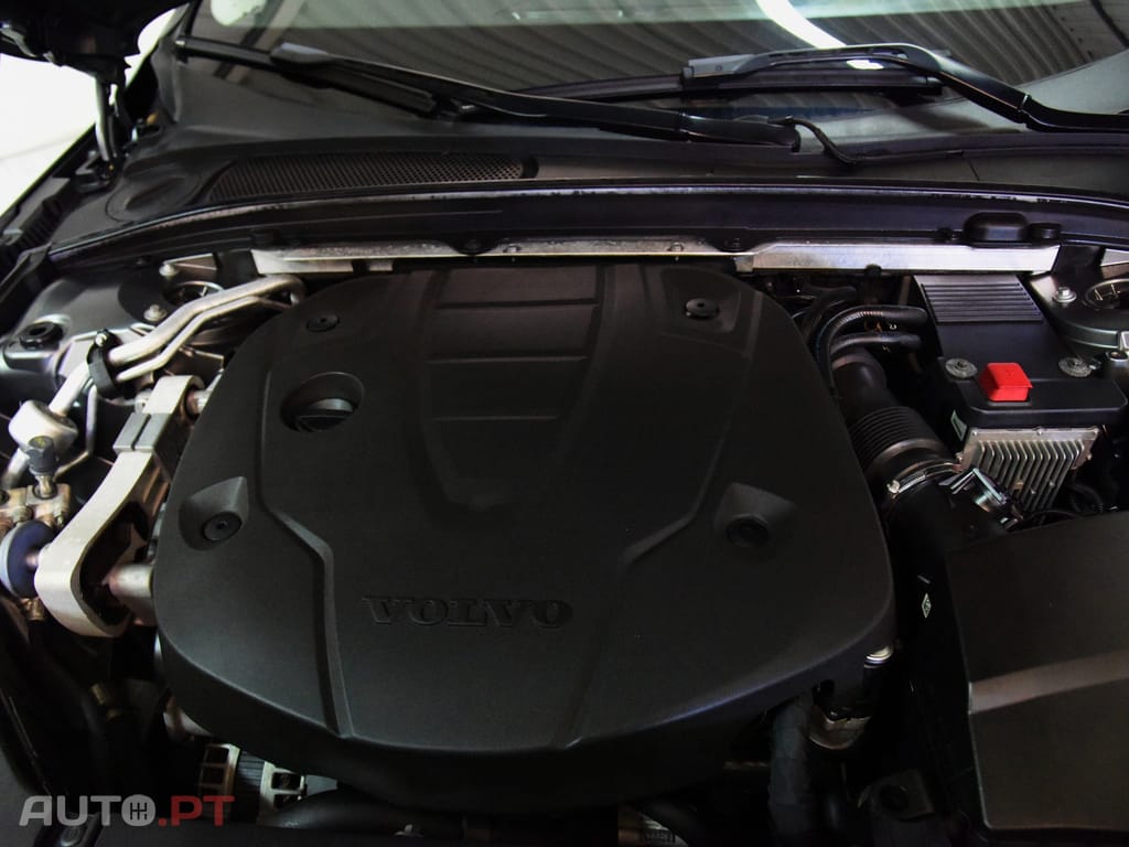 Volvo V90 2.0 D4 Momentum Geartronic