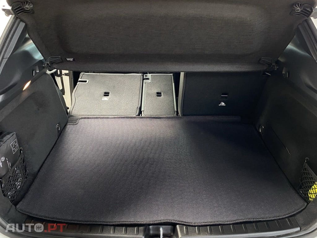 Mercedes-Benz EQA 250 AMG  I.V.A DEDUTIVEL 