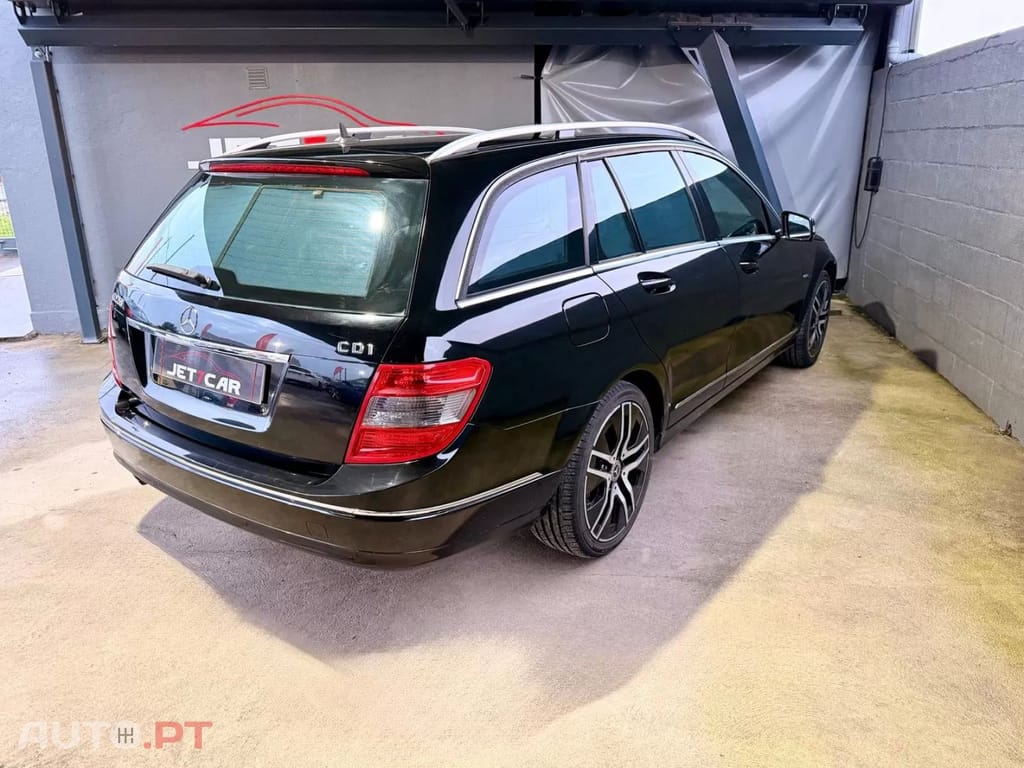 Mercedes-Benz C 220 d Avantgarde — fotografia 5