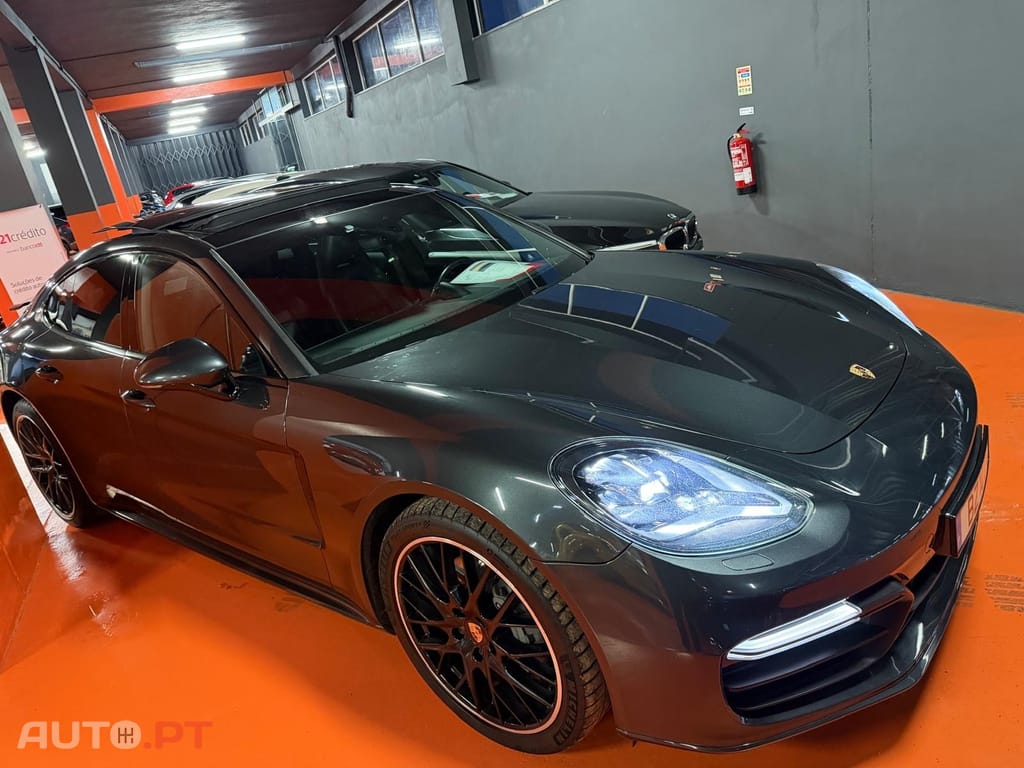 Porsche Panamera 4 S