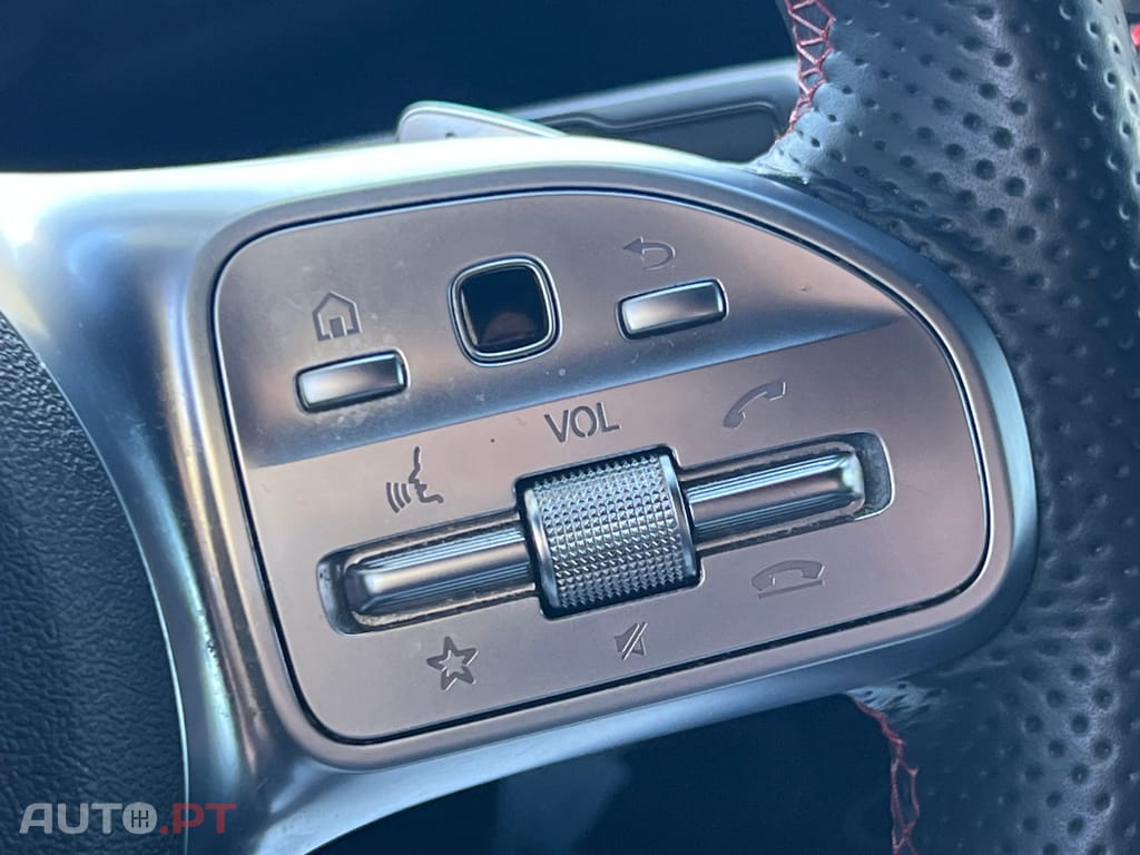 Mercedes-Benz A 250 e 8G-DCT AMG Line