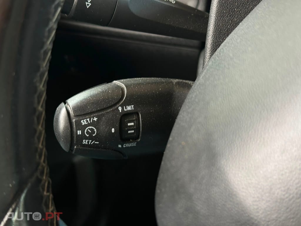 Peugeot 208 1.5 BlueHDi Allure Pack