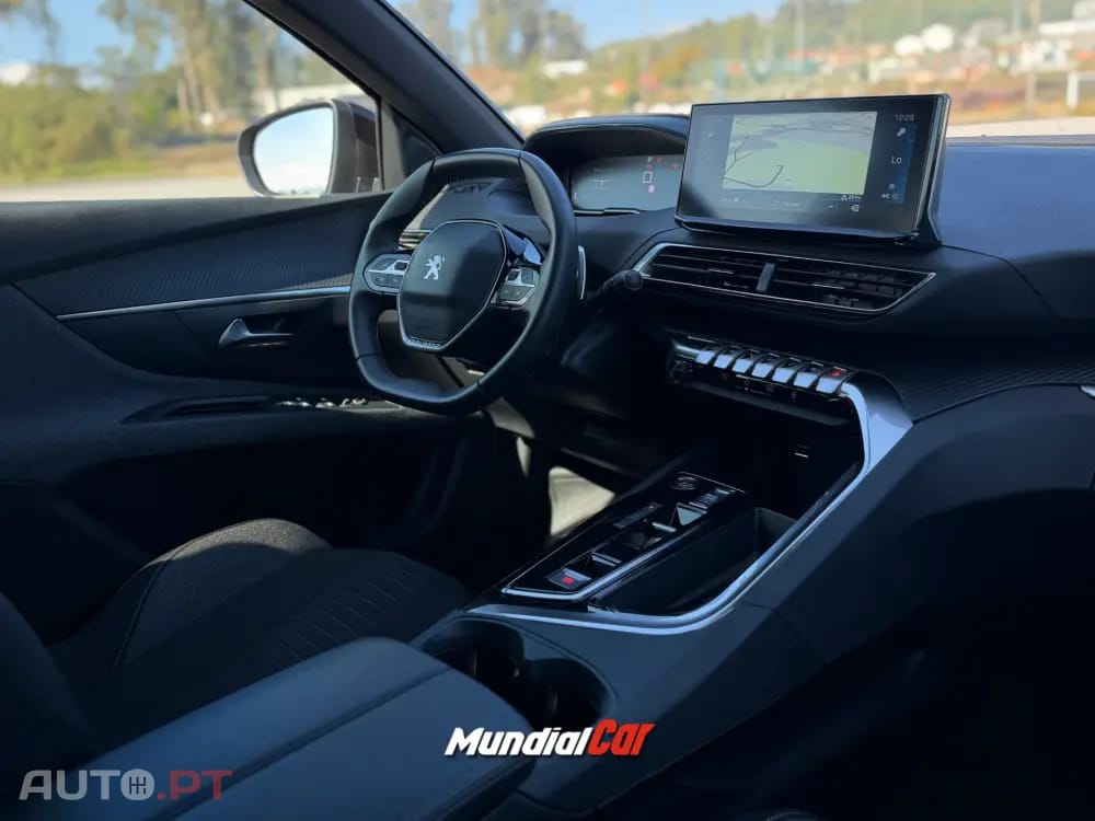 Peugeot 5008 1.2 PureTech Active Pack EAT8