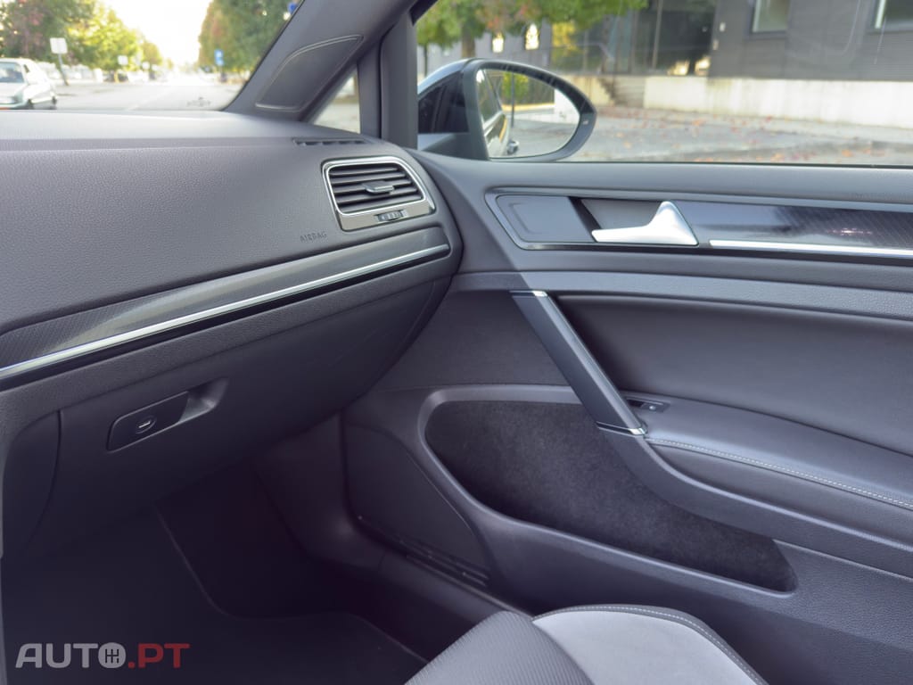 Volkswagen Golf R 4Motion BlueMotion DSG