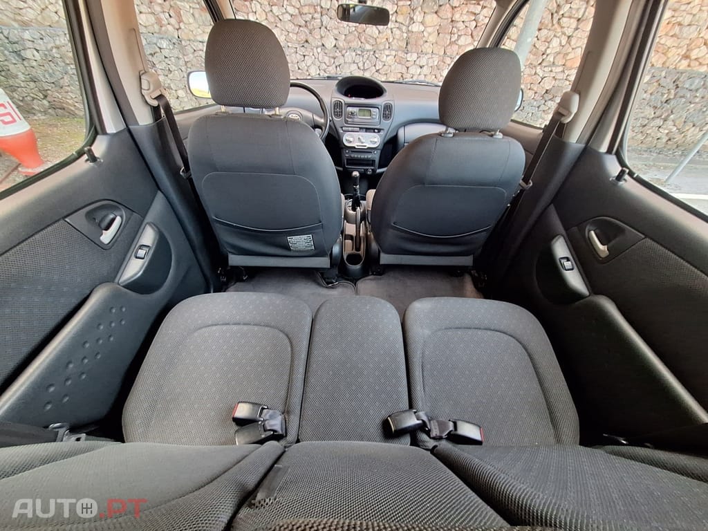 Toyota Yaris Verso 1.4 D-4D Sol