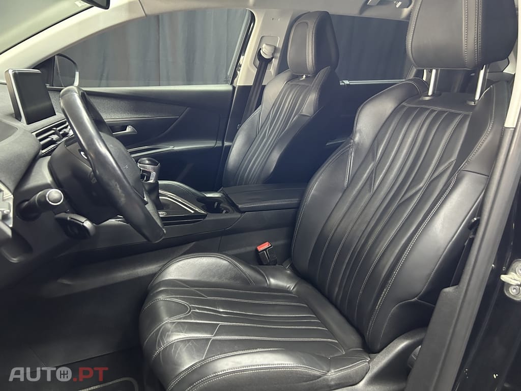 Peugeot 5008 1.6 HDi Allure J18