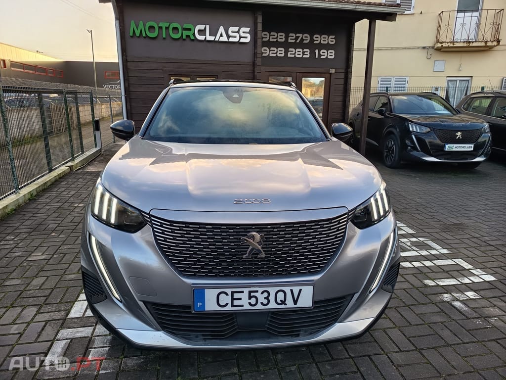 Peugeot E-2008 50 kWh GT