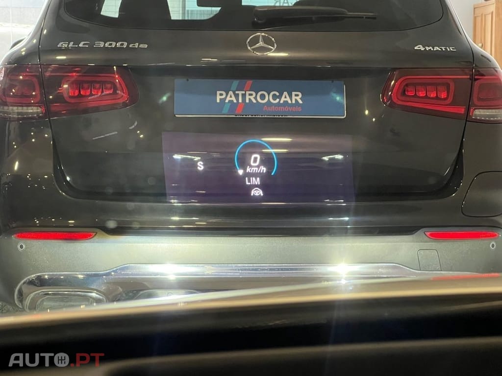 Mercedes-Benz A 250 e 8G-DCT Advanced AMG Line