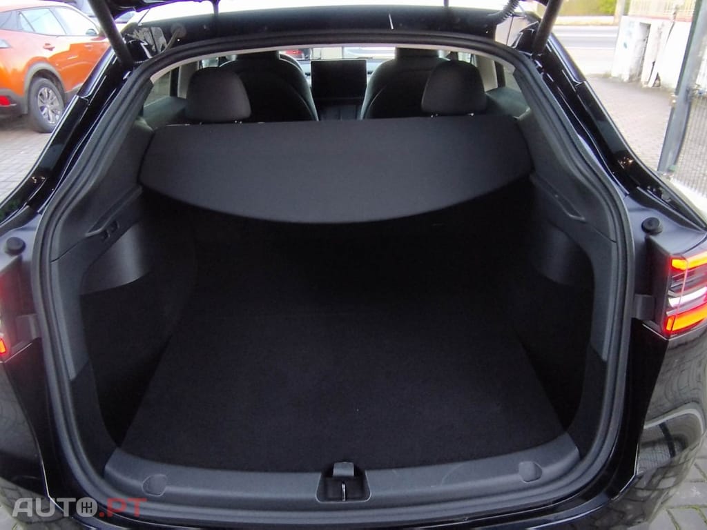 Tesla Model Y Tração Traseira