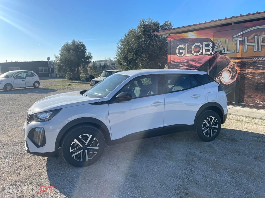 Peugeot 2008 1.2 PureTech Style