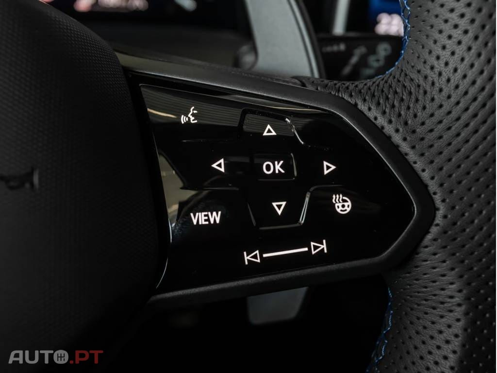 Volkswagen Golf 2.0 TSI R 4Motion DSG