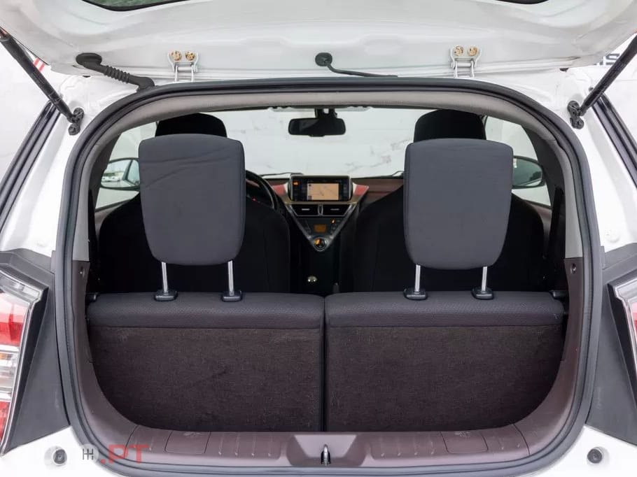 Toyota iQ 1.0 VVT-i 2 NAVI+Bluetooth