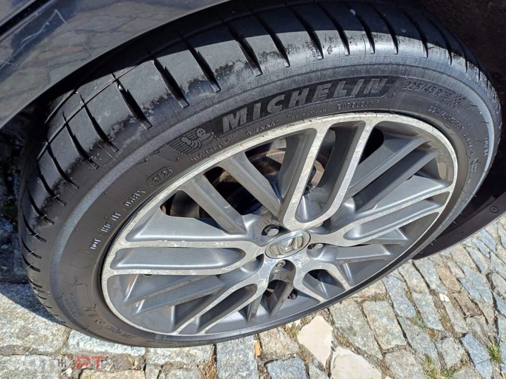 Honda Accord Tourer 2.2 i-DTEC Executive Top — fotografia 18
