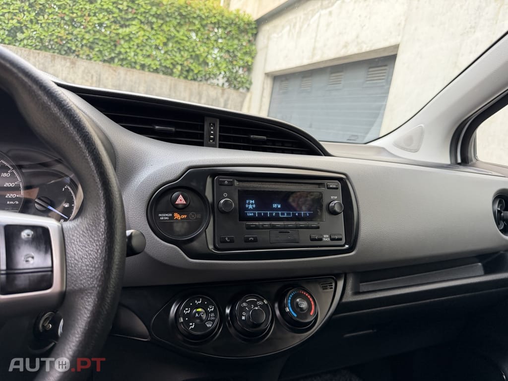 Toyota Yaris 1.0 VVT-i
