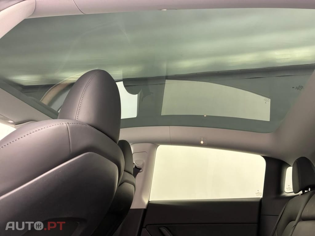 Tesla Model Y Long Range Dual Motor AWD