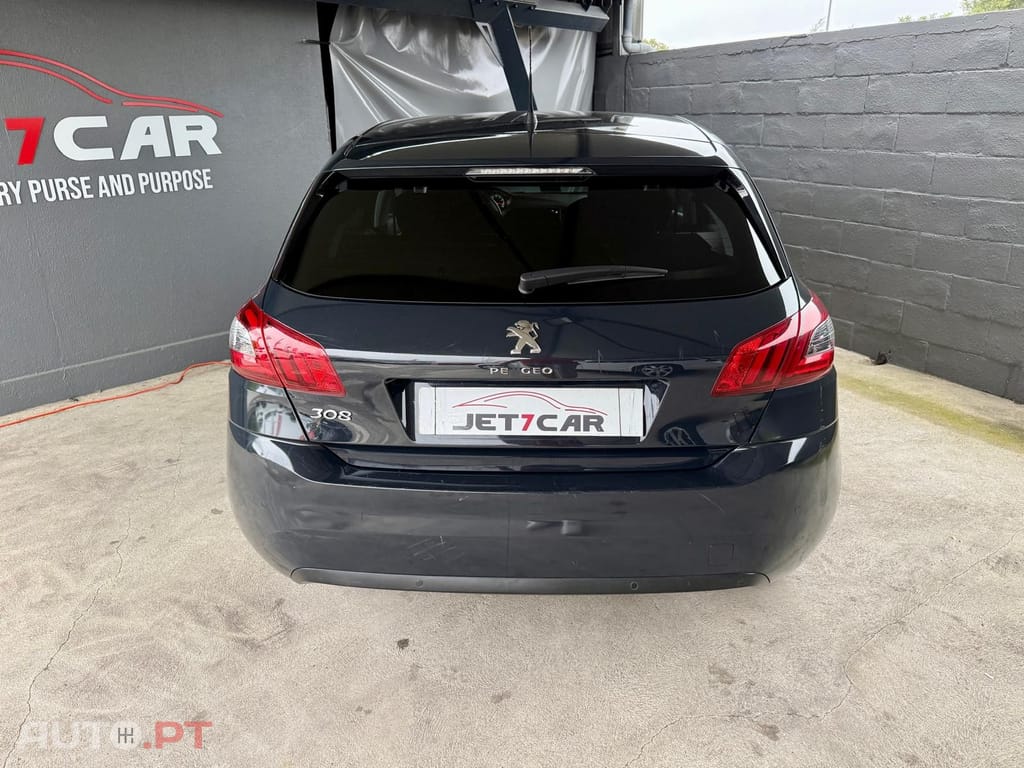 Peugeot 308 Peugeot 308 1.2 e-THP Style