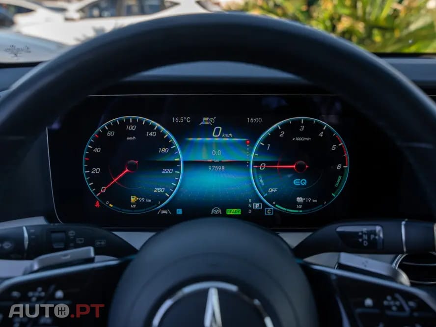 Mercedes-Benz E 300 de Avantgarde 4Matic