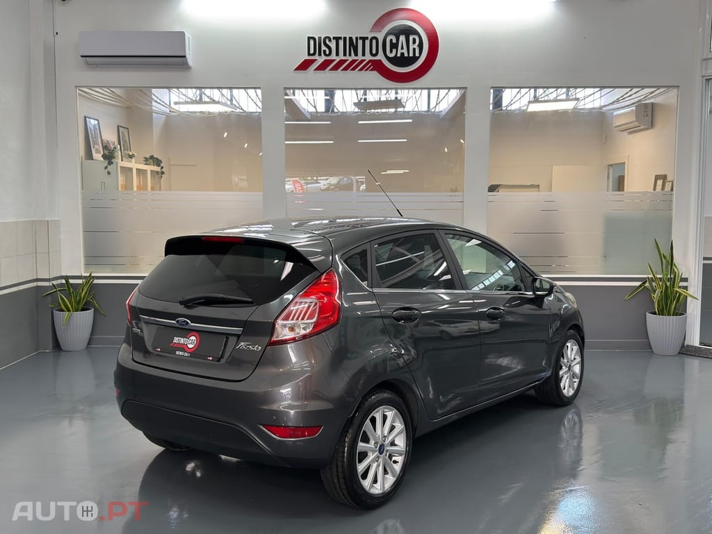 Ford Fiesta 1.0 T EcoBoost Titanium PowerShift