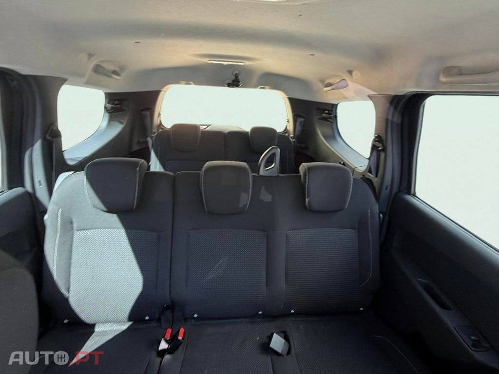 Dacia Lodgy 1.2 TCe Confort 7L