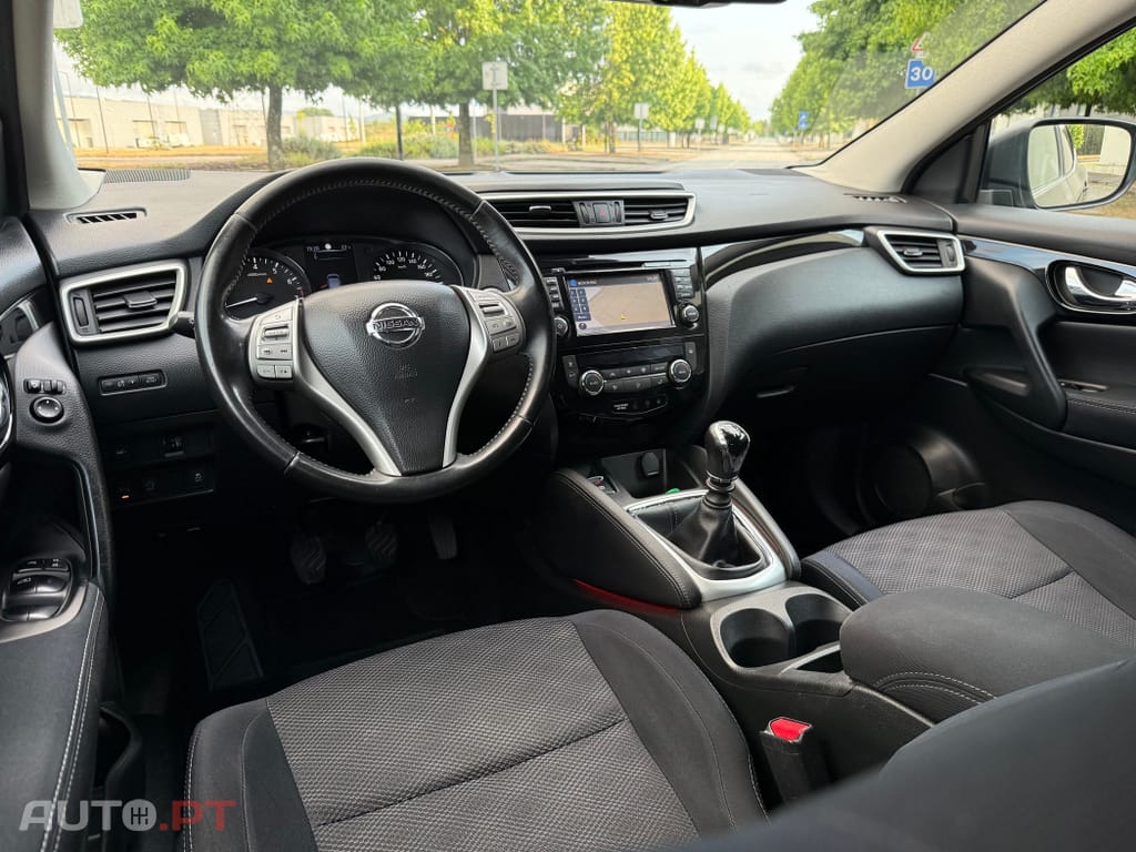 Nissan Qashqai 1.2 DIG-T N-Connecta