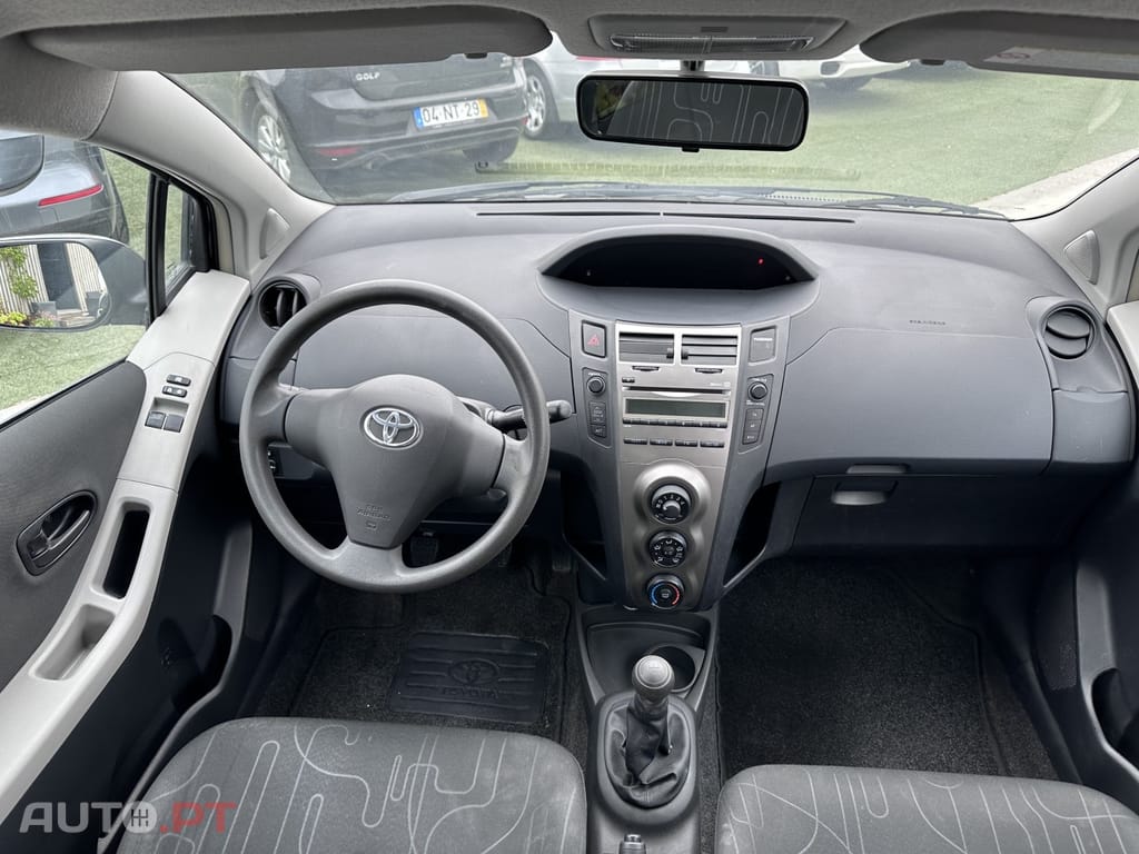 Toyota Yaris 1.0 VVT-i AC
