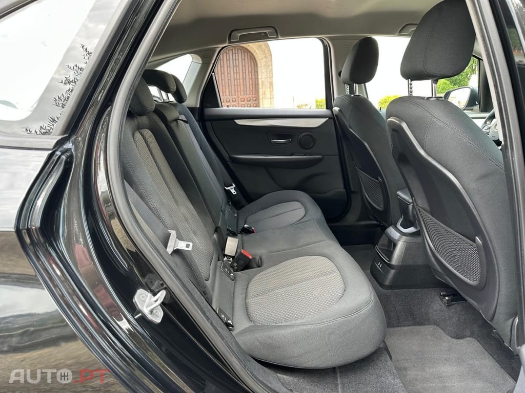 BMW 216 d Advantage