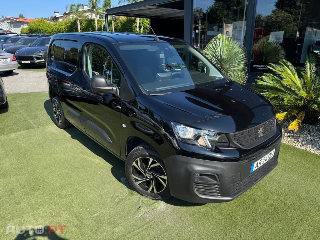 Peugeot Partner 1.5 BlueHDi Premium Standard