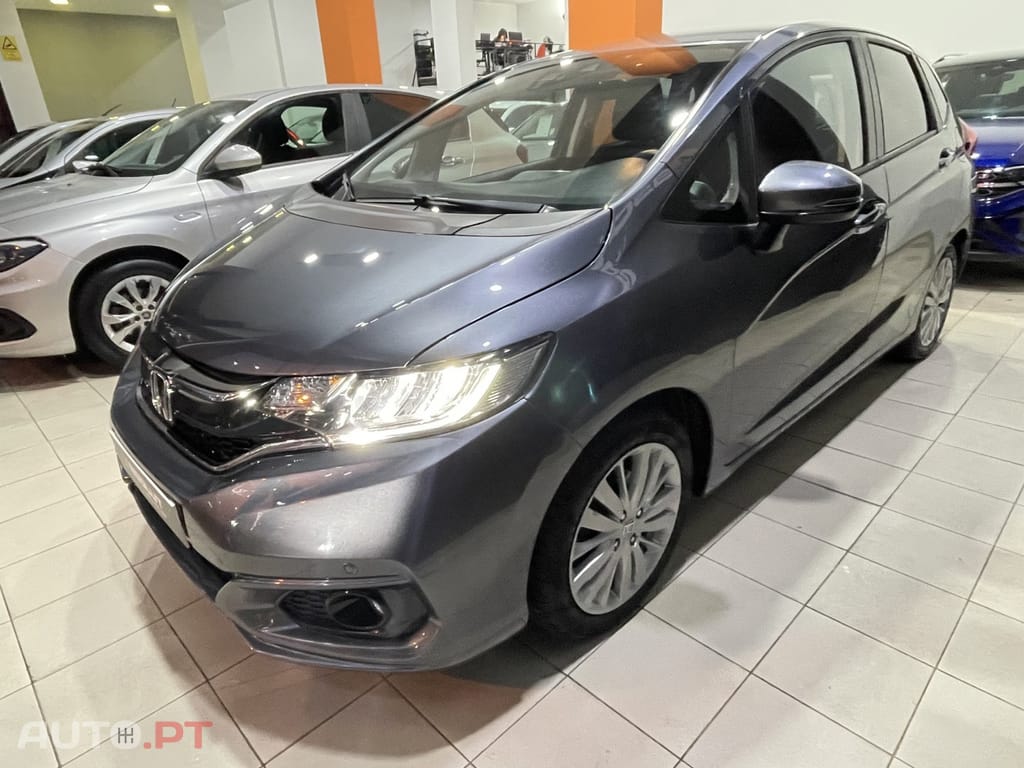 Honda Jazz 1.3 I-VTEC Elegance CVT