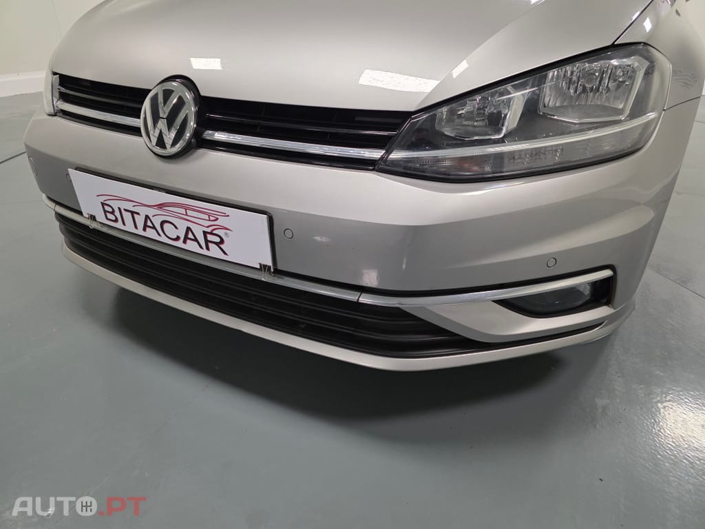 Volkswagen Golf 1.6 TDI Confortline